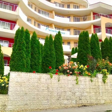 Apartment Marina Residence - Апартамент Марина Резидънс Kavarna Buitenkant foto