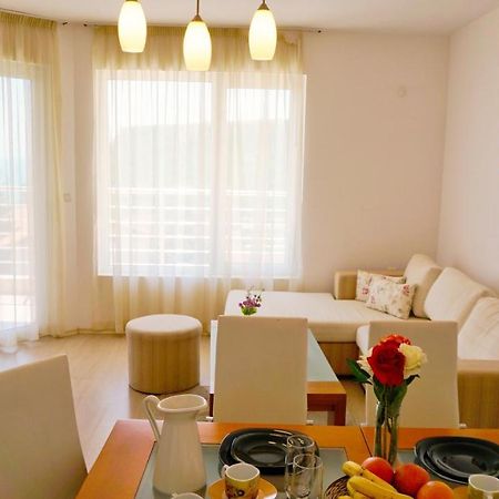 Apartment Marina Residence - Апартамент Марина Резидънс Kavarna Buitenkant foto