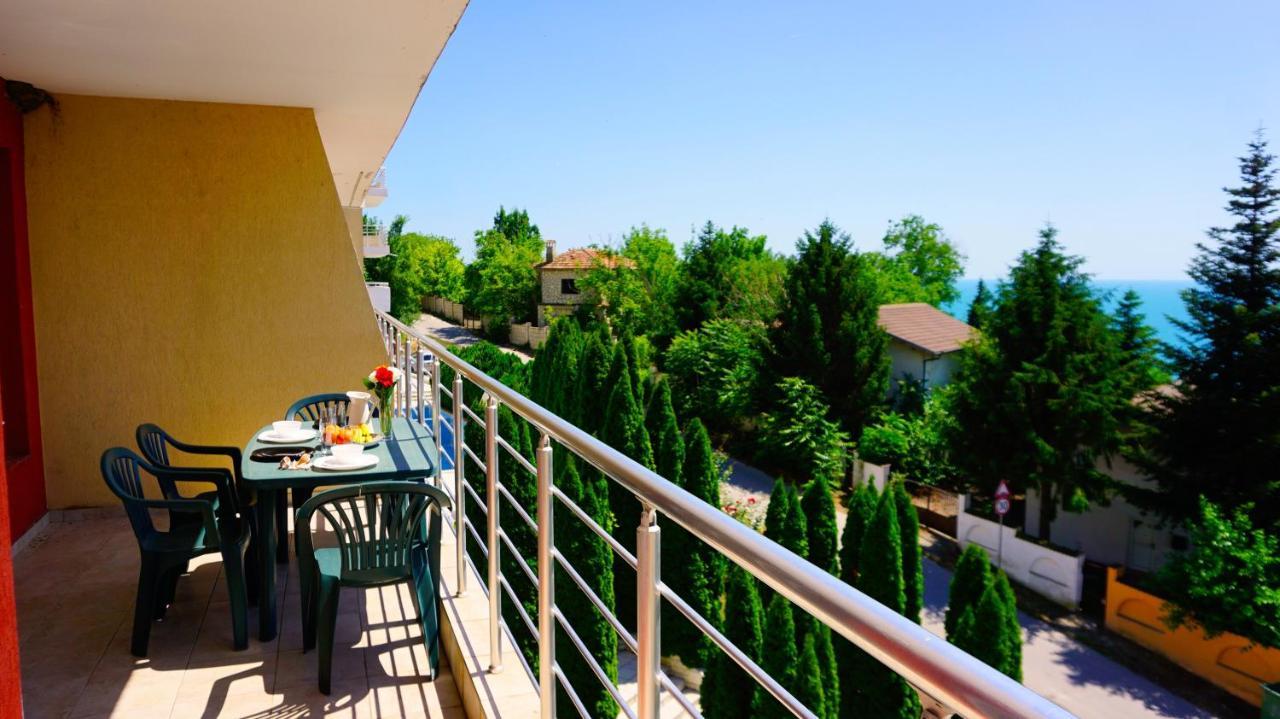 Apartment Marina Residence - Апартамент Марина Резидънс Kavarna Buitenkant foto