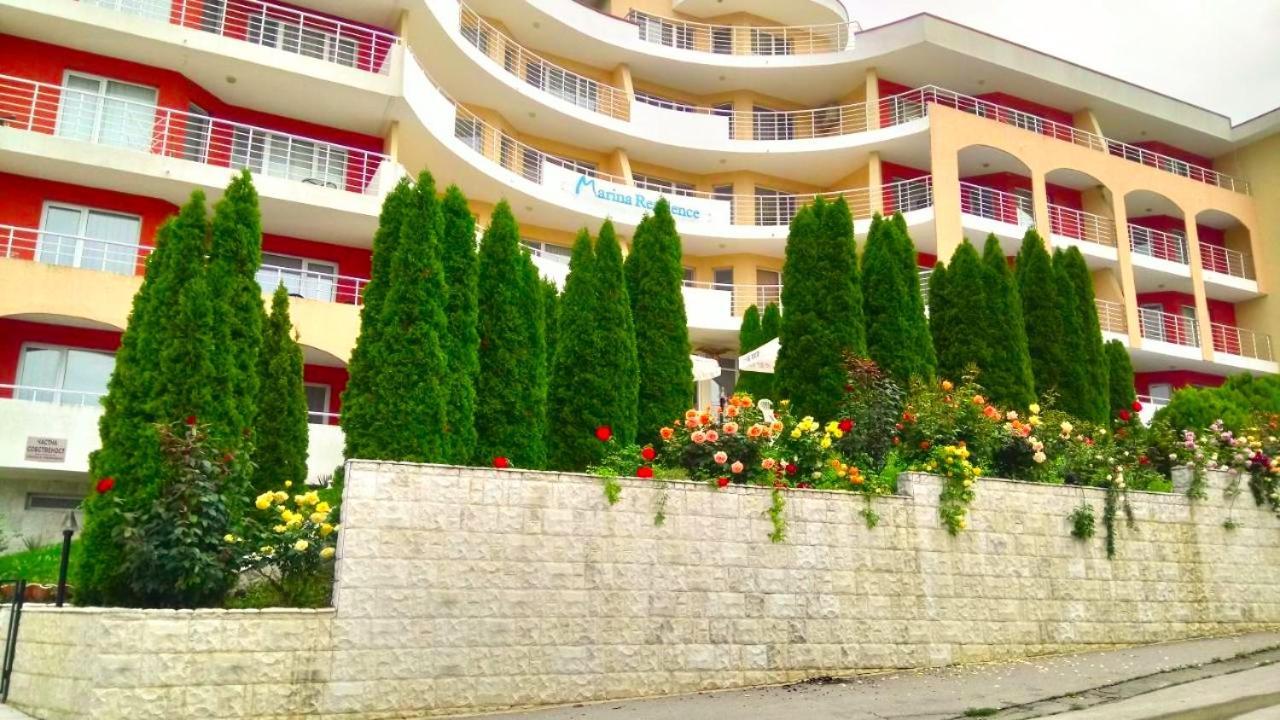 Apartment Marina Residence - Апартамент Марина Резидънс Kavarna Buitenkant foto