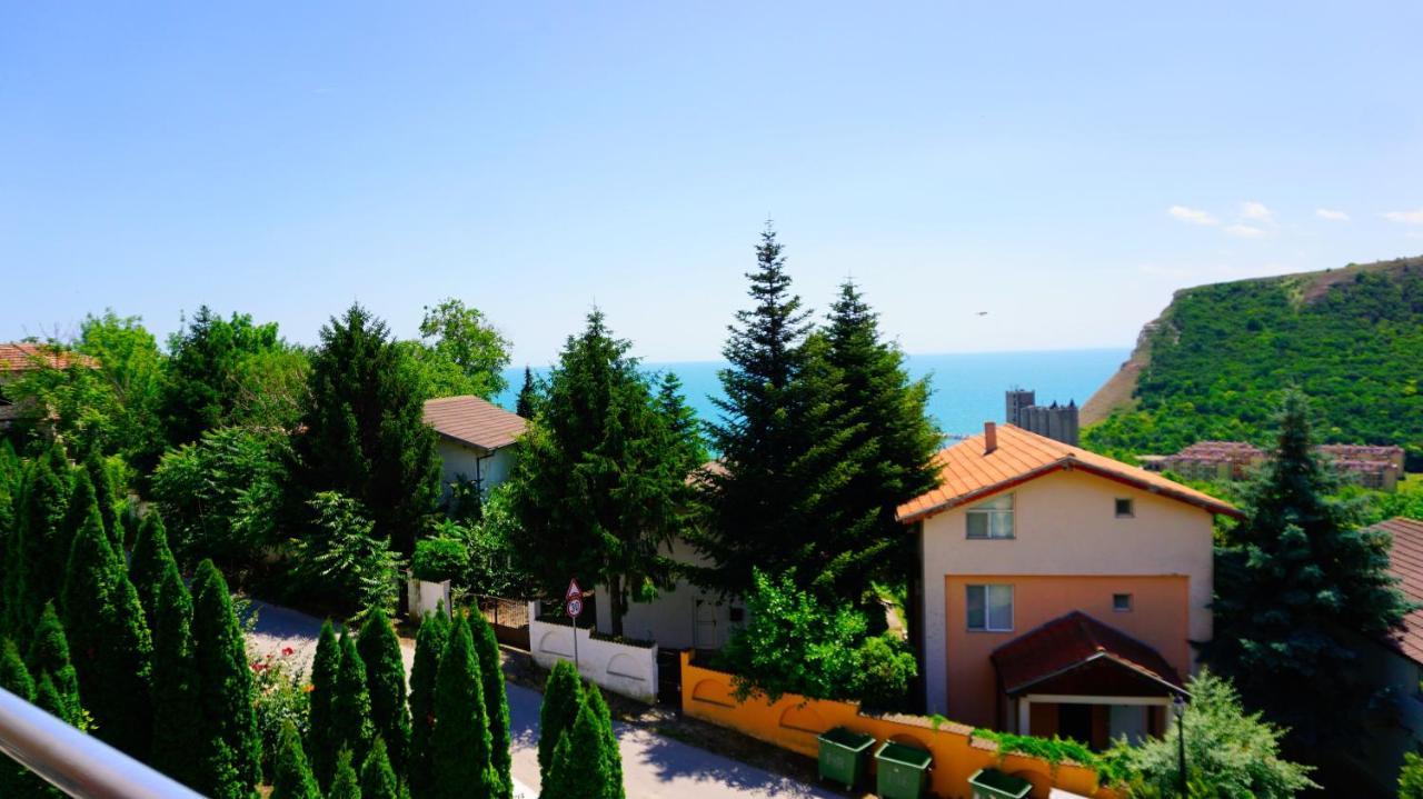 Apartment Marina Residence - Апартамент Марина Резидънс Kavarna Buitenkant foto