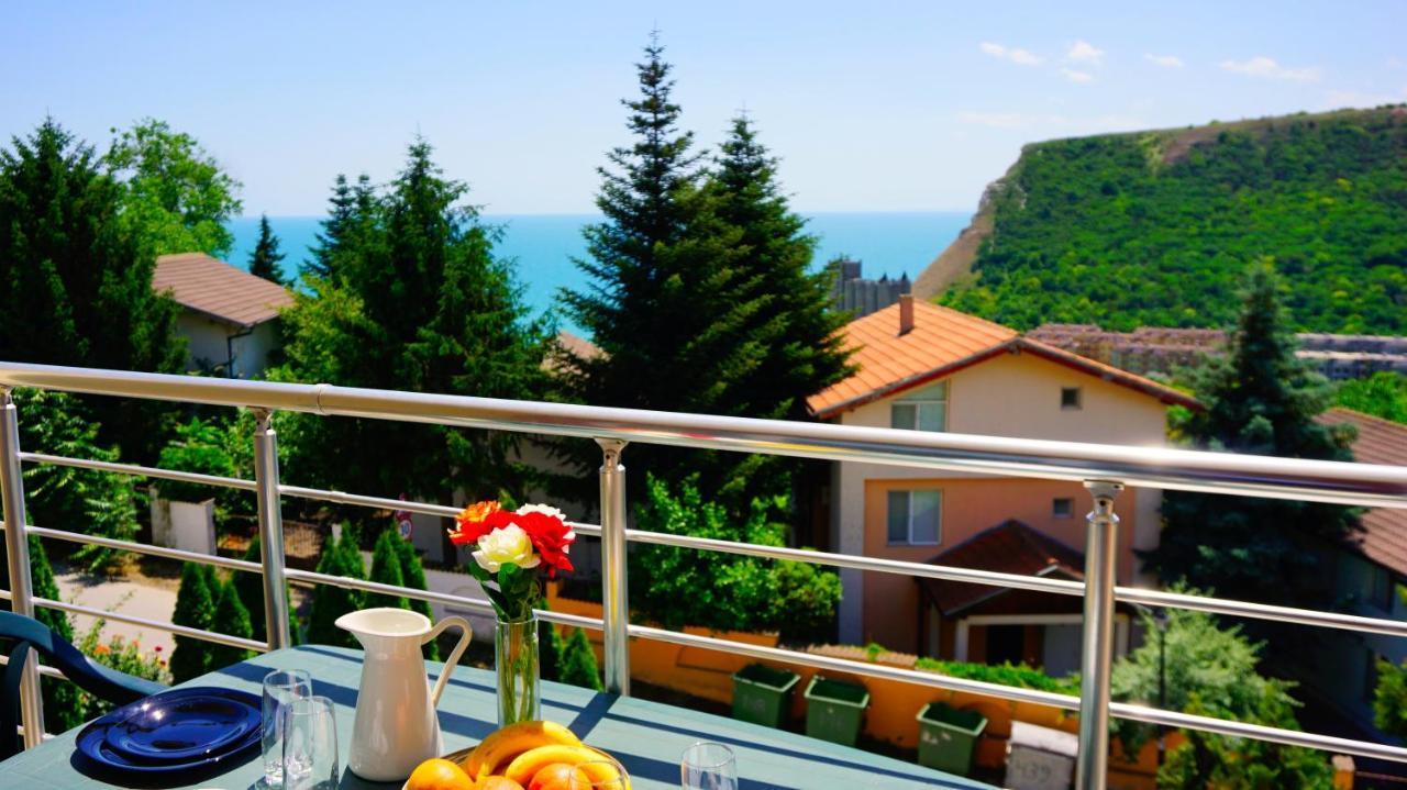 Apartment Marina Residence - Апартамент Марина Резидънс Kavarna Buitenkant foto
