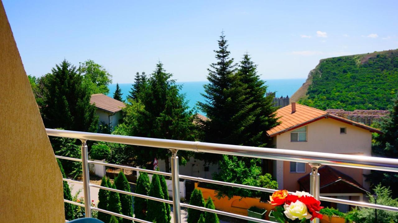Apartment Marina Residence - Апартамент Марина Резидънс Kavarna Buitenkant foto